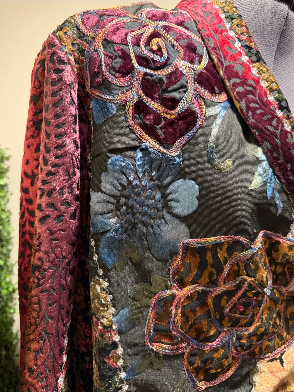 Multicolor Floral Velvet Patchwork Blazer - Women's - Picture 2 of 9